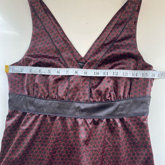 New York & Company Sleeveless Black Pattern Blouse - Picture 6 of 7